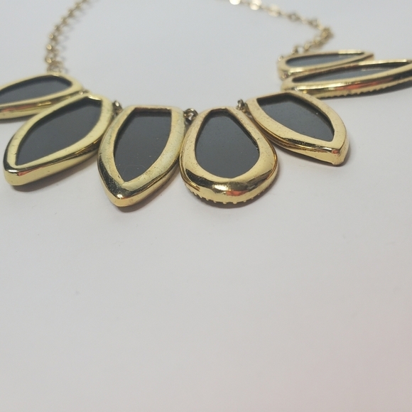 Stella & Dot Allegra Necklace - Picture 4 of 4